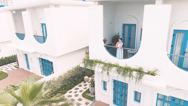 Decor quán cà phê phong cách Địa Trung Hải