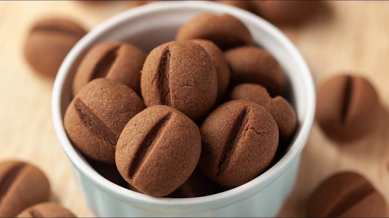 Công thức tham khảo làm bánh quy hạt cà phê Savoury tại nhà