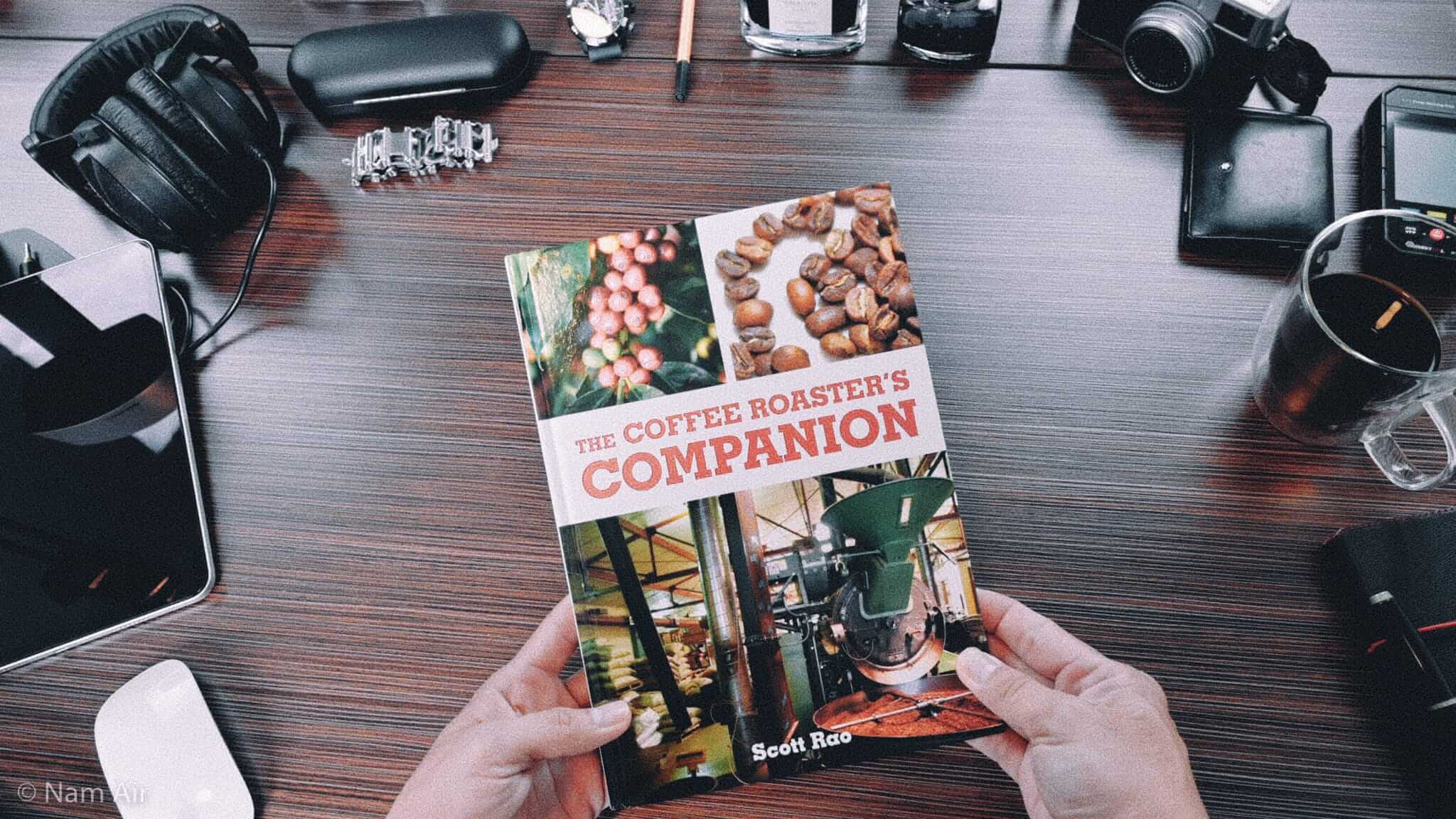 Cuốn sách dạy rang cà phê The Coffee Roaster’s Companion
