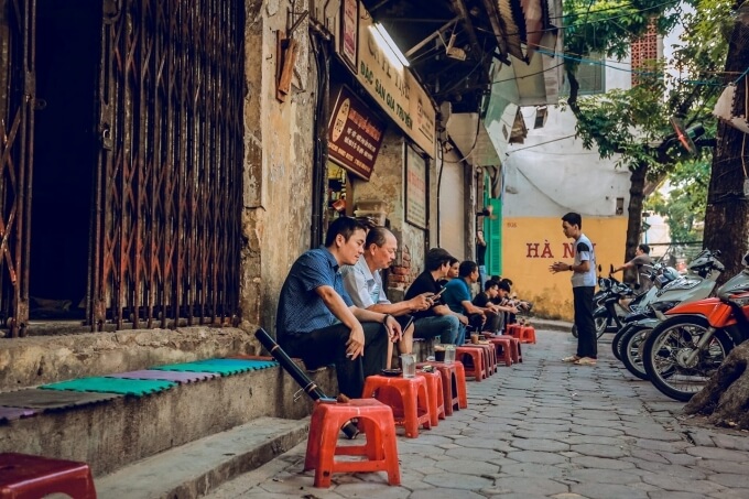 Văn hóa cà phê vỉa hè