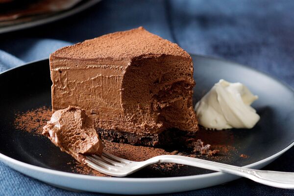 Bánh ăn kèm khi uống cà phê bánh Mousse Cake
