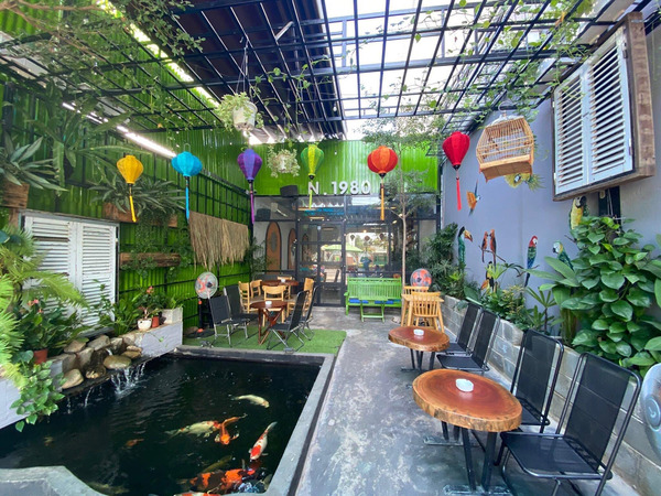 lưu ý khi xây dựng quán cafe cá Koi