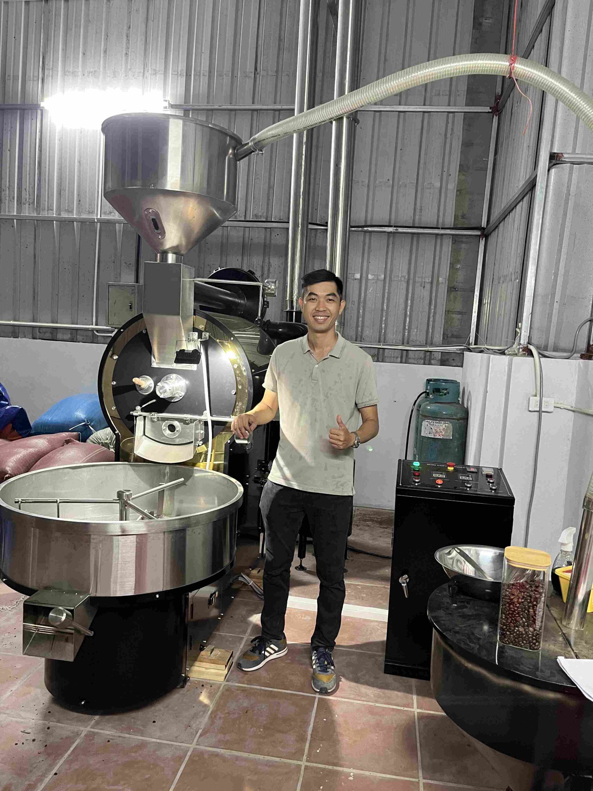 may-rang-cafe-20kg-mon Máy rang cà phê tại xưởng rang cà phê